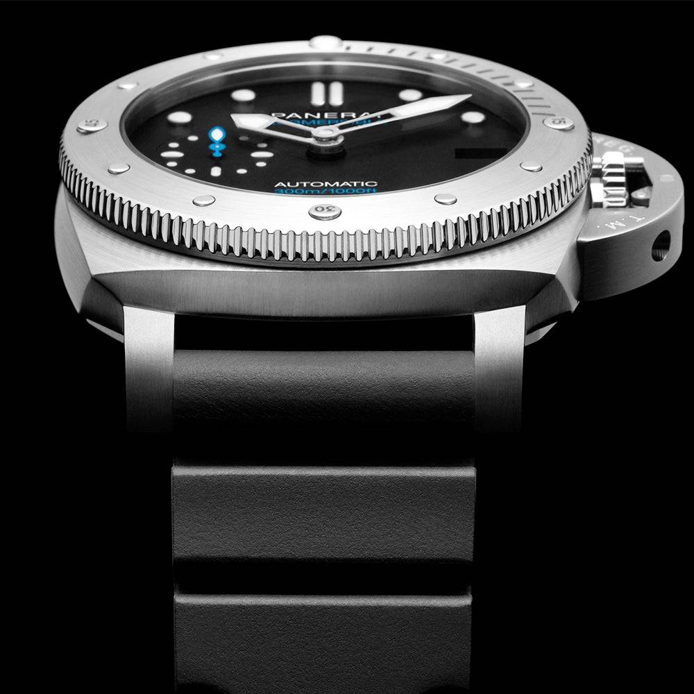 Submersible 42mm Black Dial Automatic Rubber Strap Watch - Image 3
