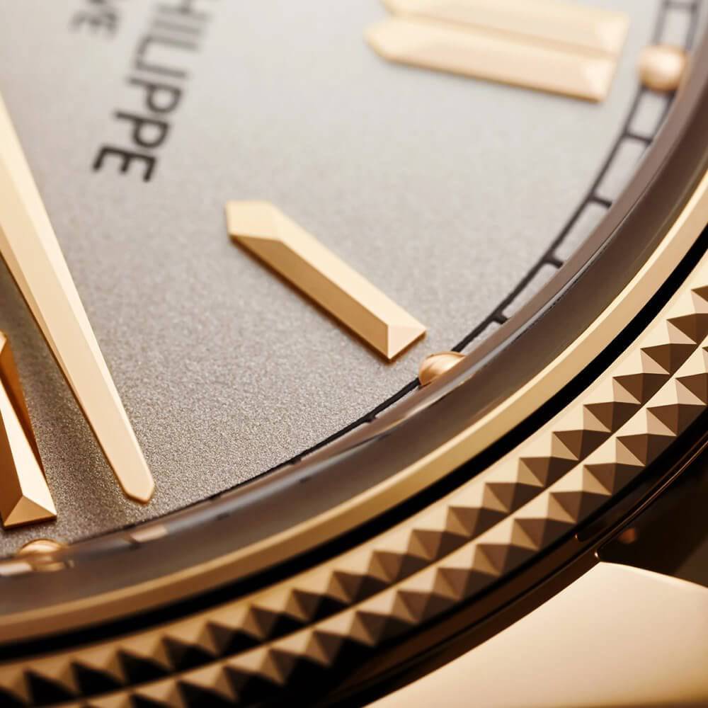 Calatrava 39mm 18ct Rose Gold Silver Dial Manual-Wind Watch - Image 3