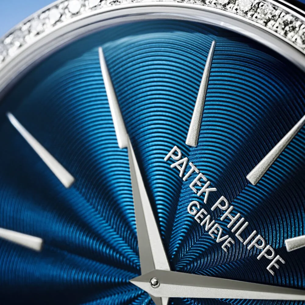 Calatrava 35mm 18ct White Gold Blue Dial Diamond Set Bezel Ladies Watch - Image 3