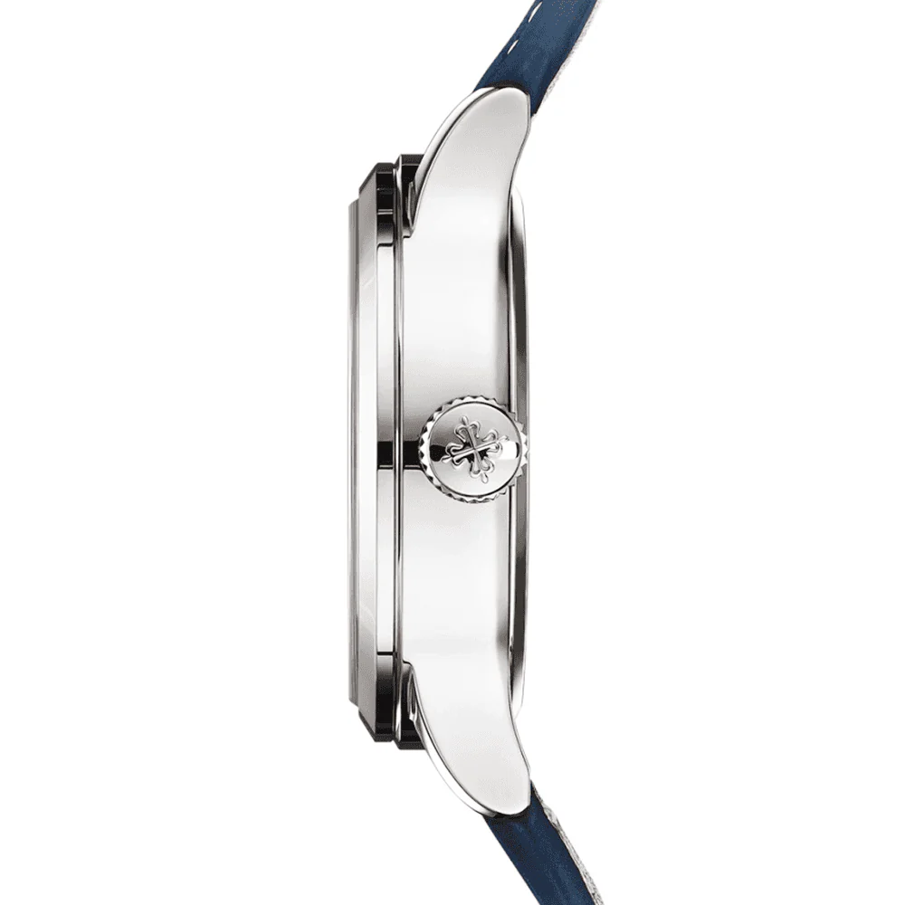 Calatrava Pilot Travel Time 38mm 18ct White Gold Leather Strap Watch - Image 2