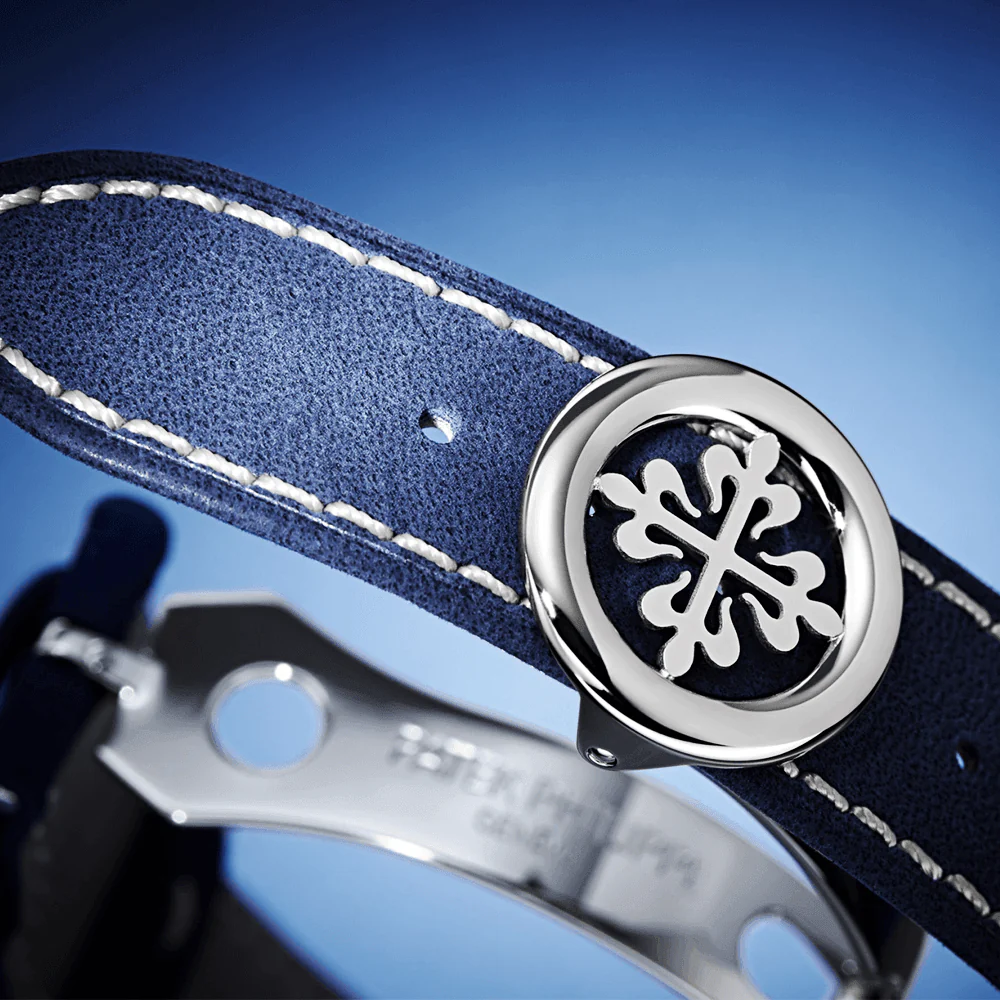 Complications 41mm Blue Dial Manual-Wind Chronograph Watch - Image 7