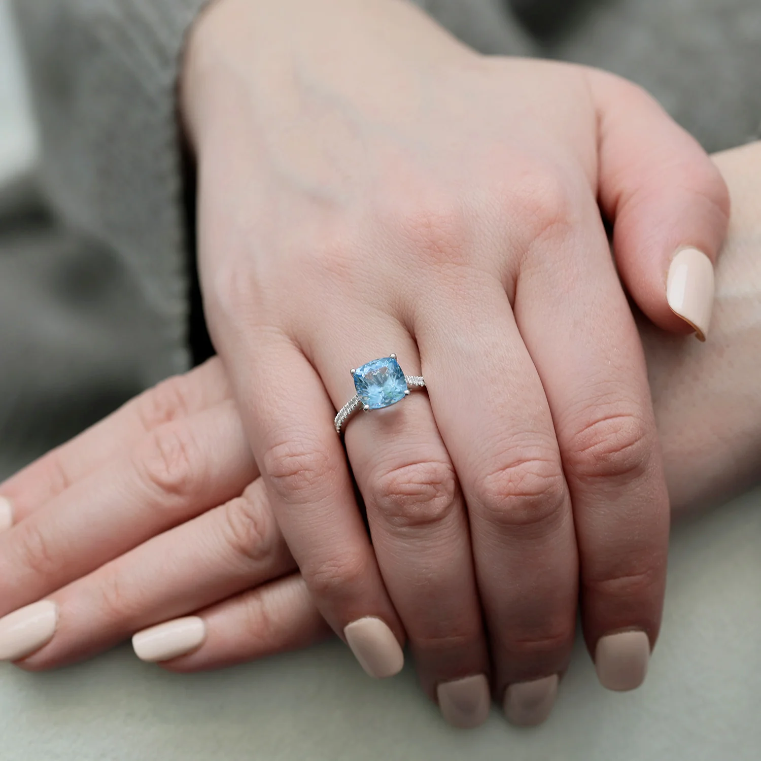 Platinum Cushion Cut Aquamarine Ring with Round Brilliant Diamond Set Shoulders - Image 3