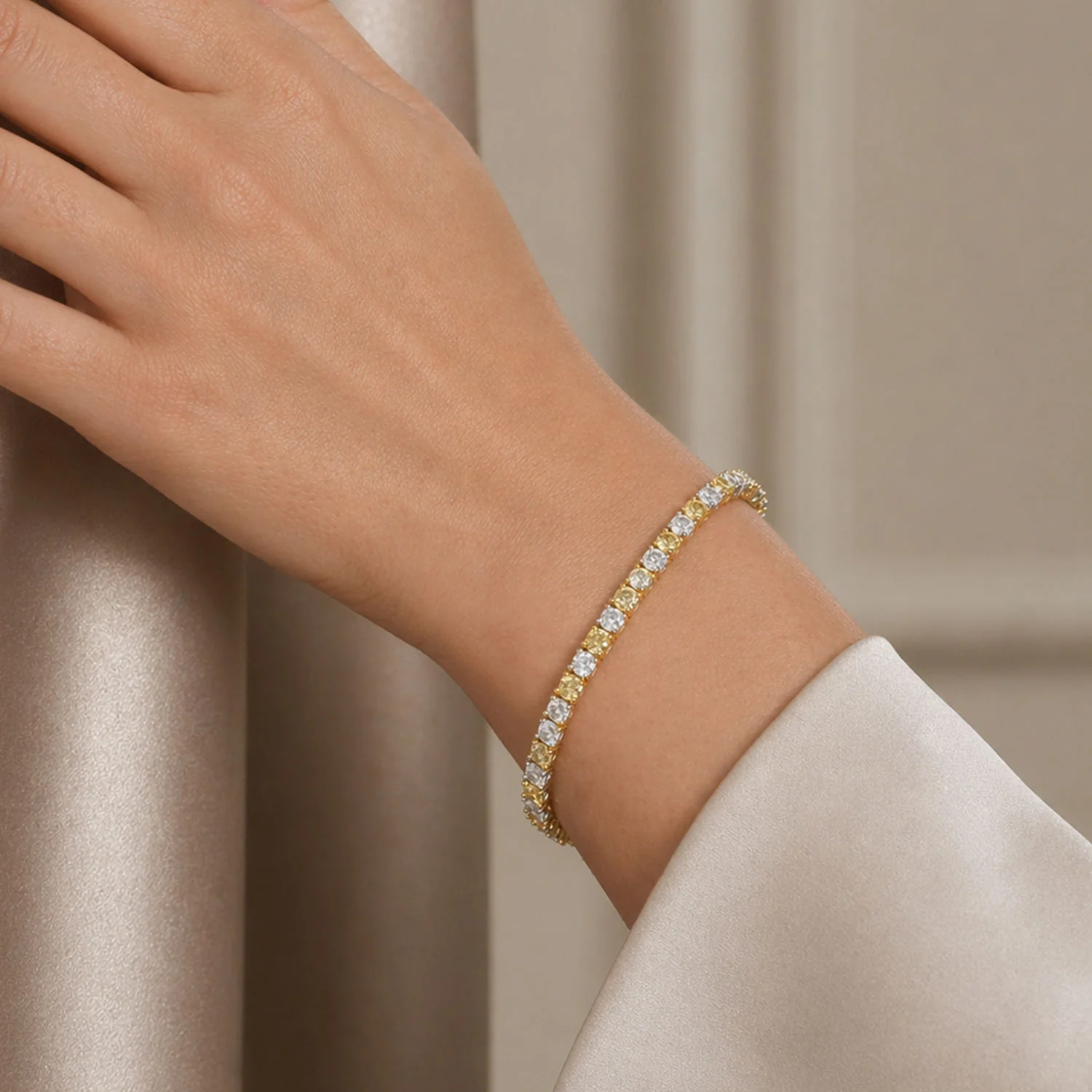 Platinum & 18ct Gold Fancy Yellow Diamond Tennis Bracelet - Image 3