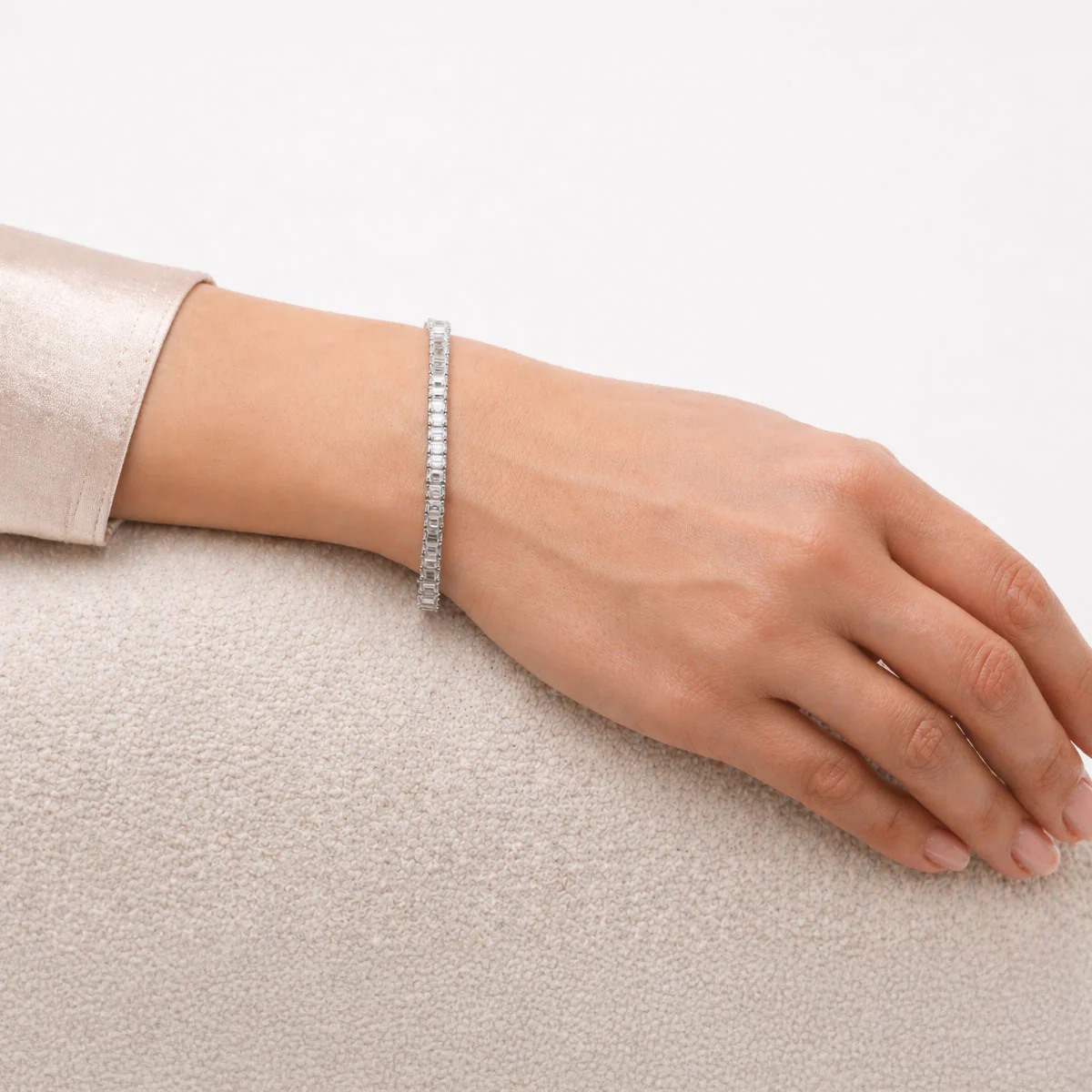 Platinum Emerald Cut Diamond Tennis Bracelet - Image 2