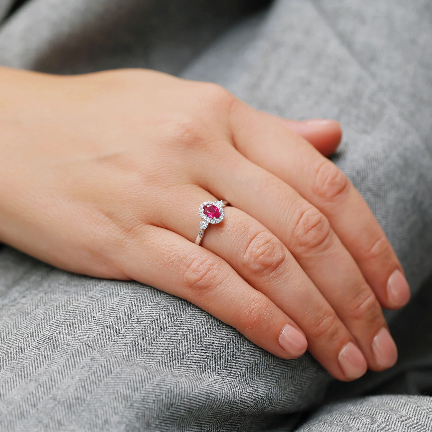 Platinum Oval Ruby And Diamond Cluster Ring With A Diamond On Each Shoulder, - Image 3
