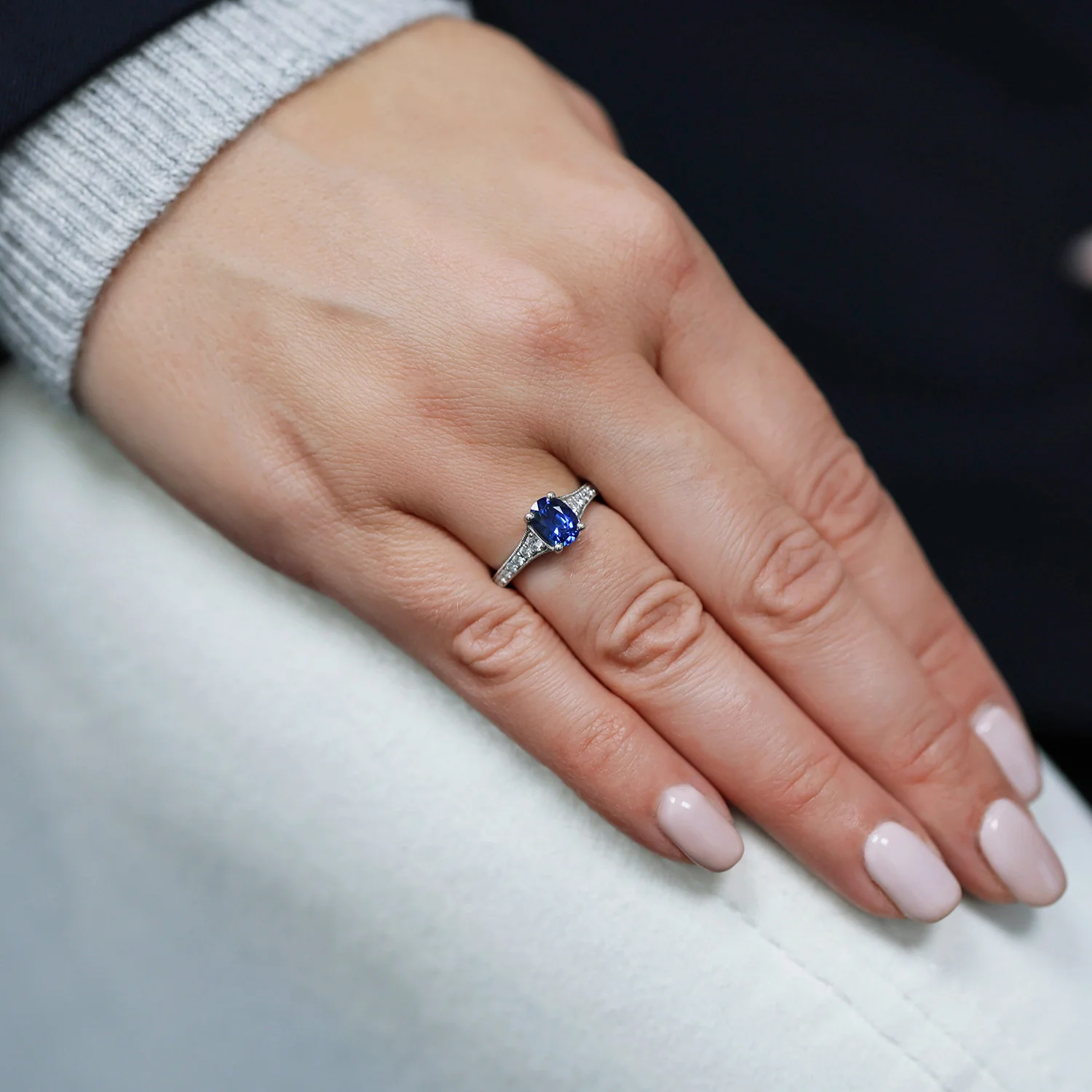 Platinum Oval Claw Set Sapphire Ring With Bead Edge Grain Set Diamond Shoulders - Image 2