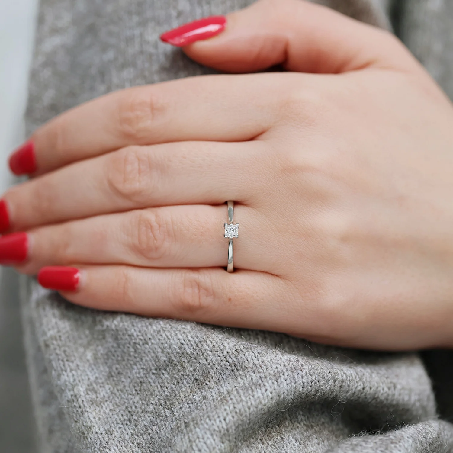 Platinum Princess Cut Diamond Ring With Four Corner Claws - Image 3