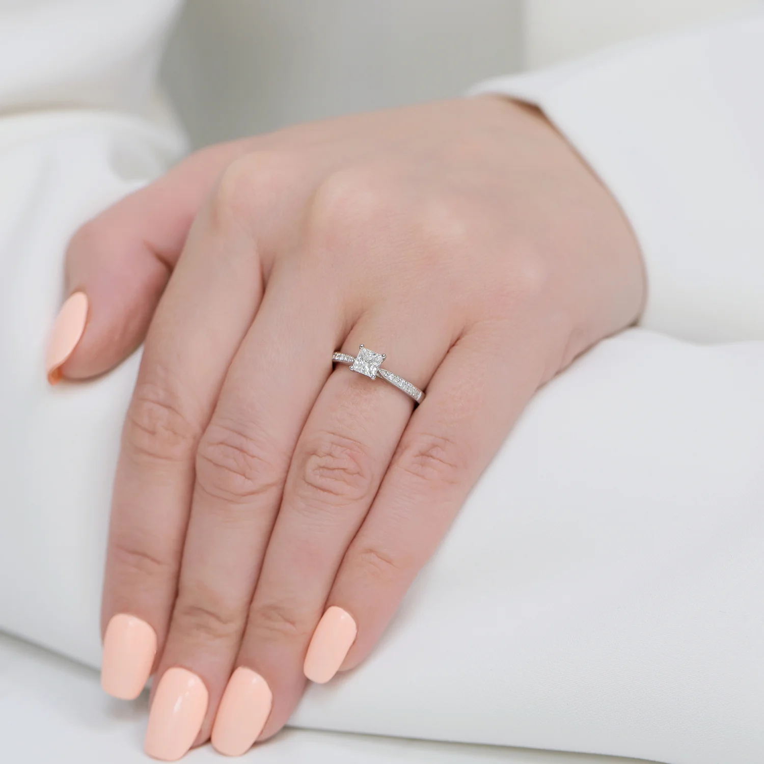 Platinum GIA Princess Cut Diamond Ring With Round Brilliant Cut Diamond Set Shoulders - Image 3