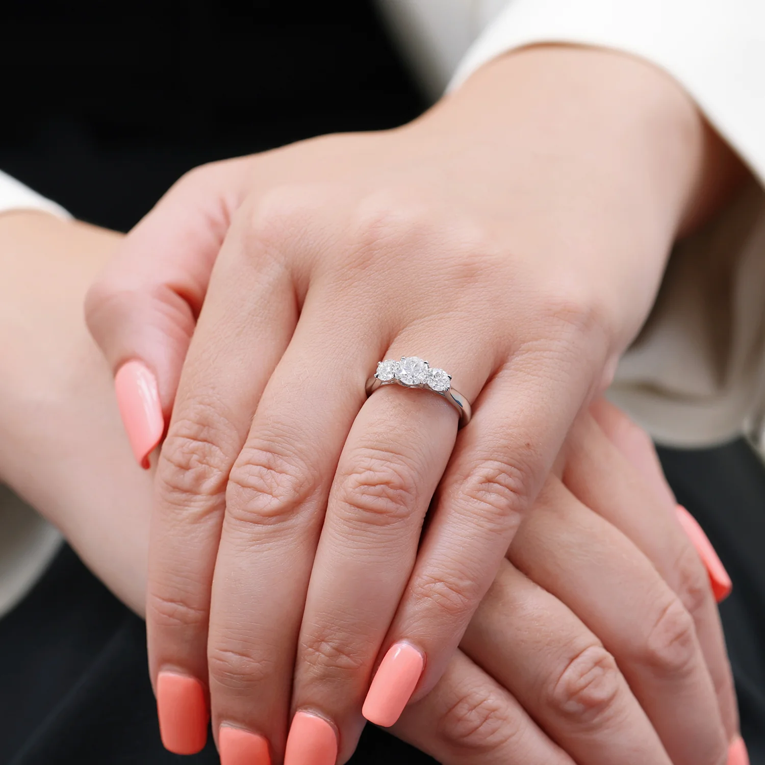 Platinum Round Brilliant Cut Diamond Three Stone Ring - Image 2