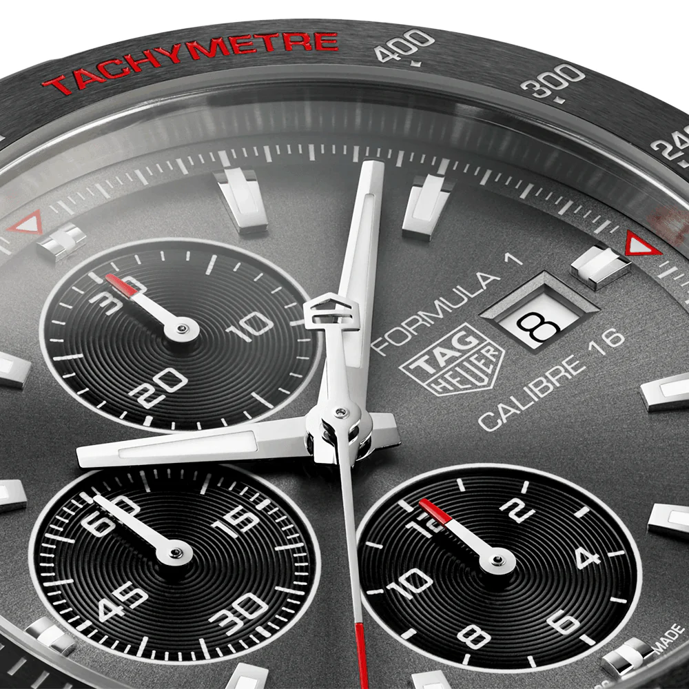 Formula 1 Calibre 16 Anthracite/Red Dial Men's Bracelet Watch - Image 4