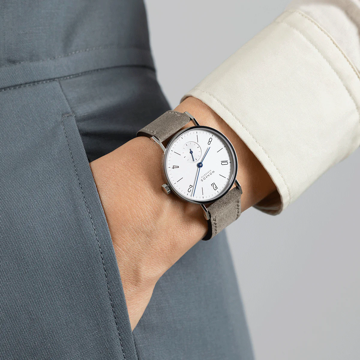 Tangente 33mm White Manual Wind Watch - Image 2