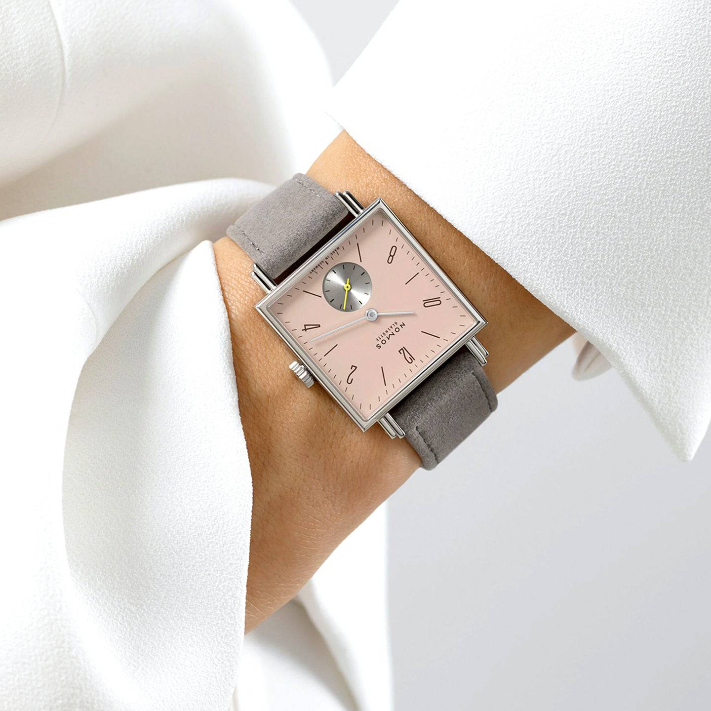Tetra Die Kapriziose 30mm Nude Pink Dial Ladies Watch - Image 2
