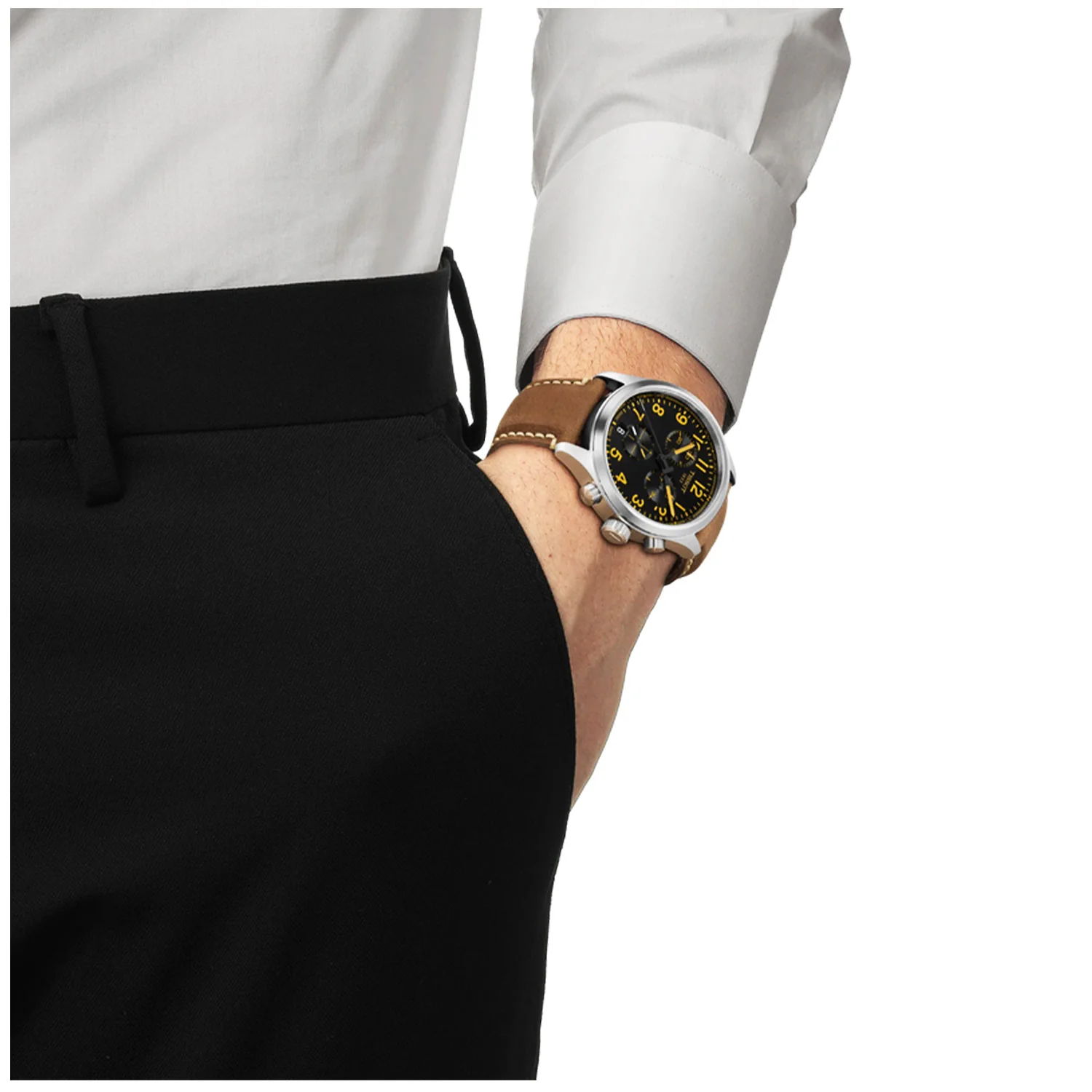 Chrono L 42mm Black Dial Beige Strap Mens Watch - Image 2