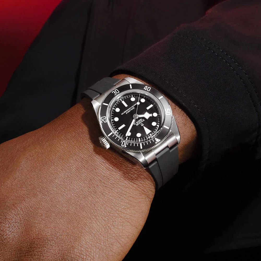 Black Bay 41mm Monochrome Black Dial & Bezel Men's Rubber Strap Watch - Image 3