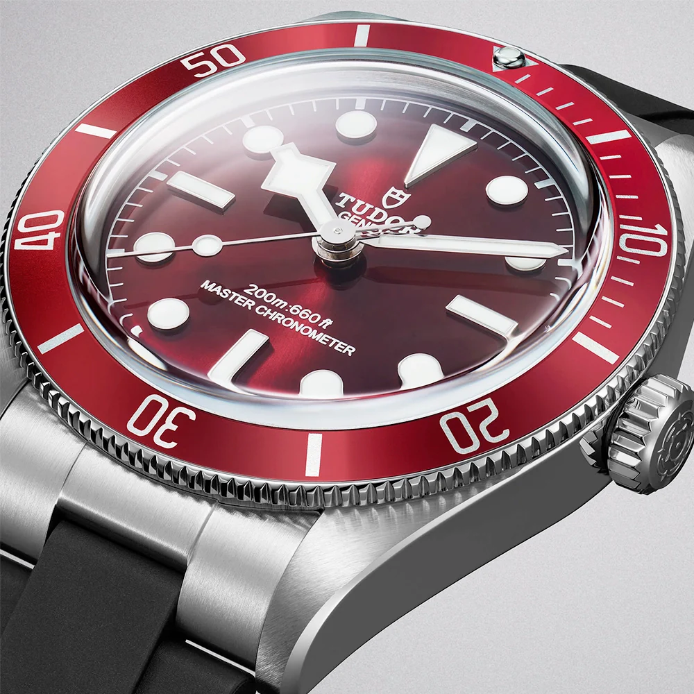 Black Bay 58 Burgundy Red Dial & Bezel Rubber Strap Watch - Image 2
