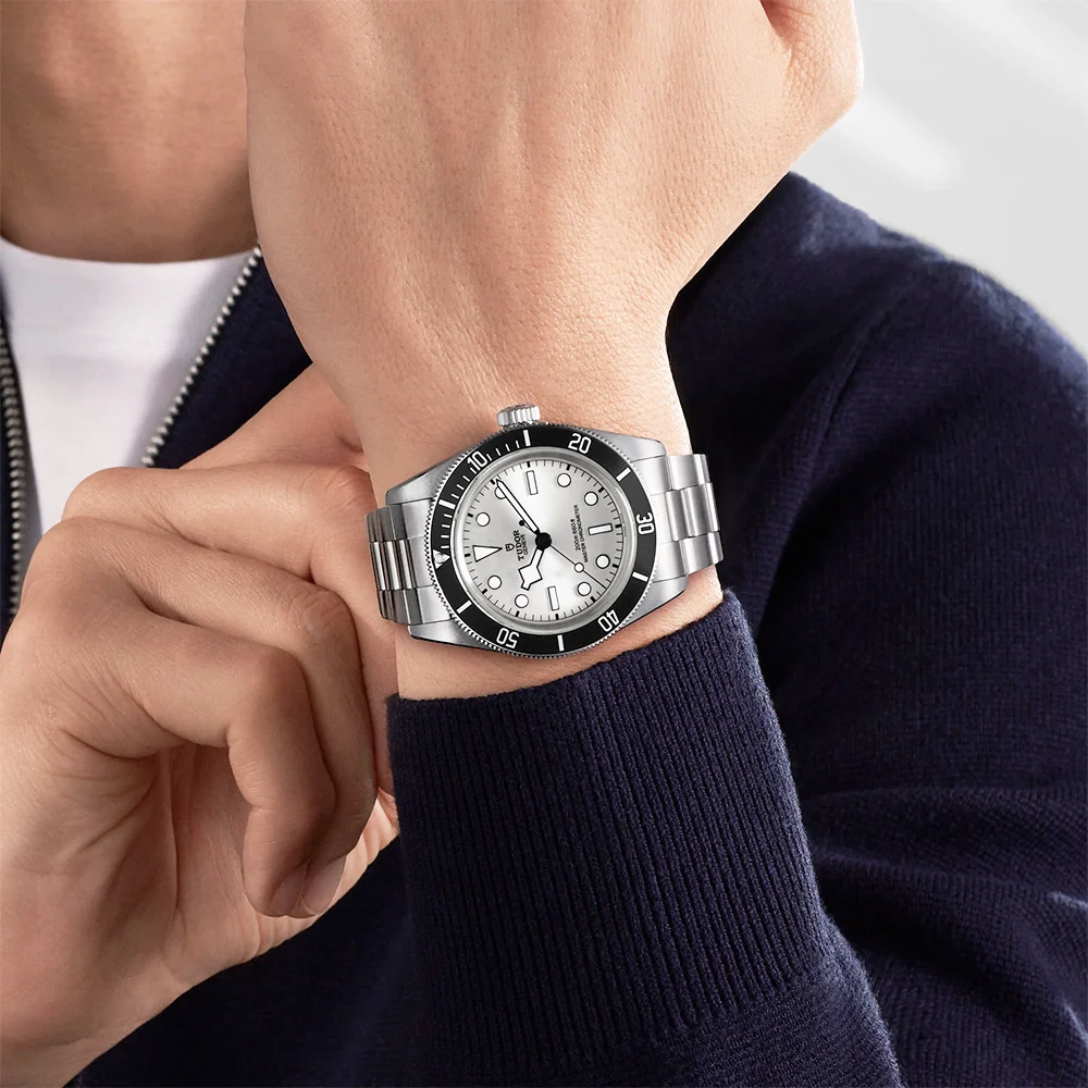Black Bay 68 43mm Silver Dial Mens Automatic Bracelet Watch - Image 2
