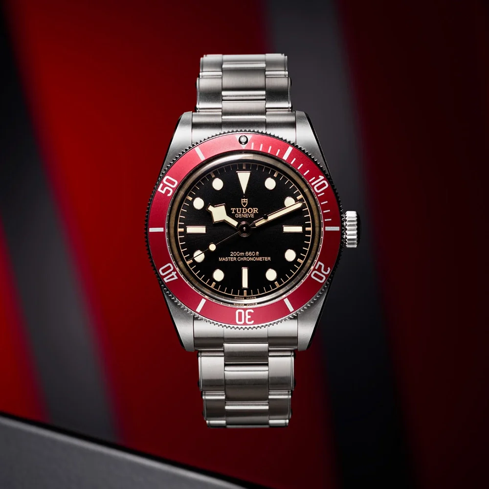 Black Bay 41mm Black Dial & Red Bezel Men's Bracelet Watch - Image 2