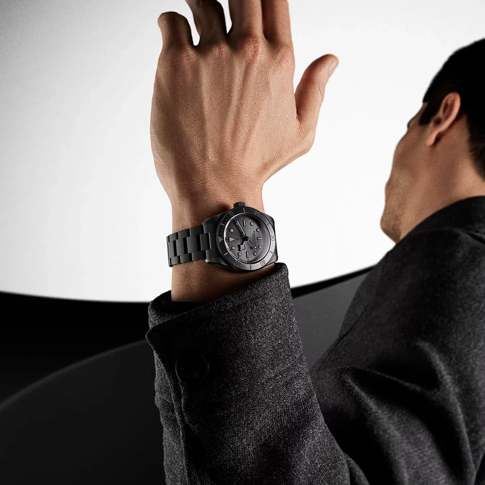 Black Bay Ceramic 41mm Automatic Mens Bracelet Watch - Image 4
