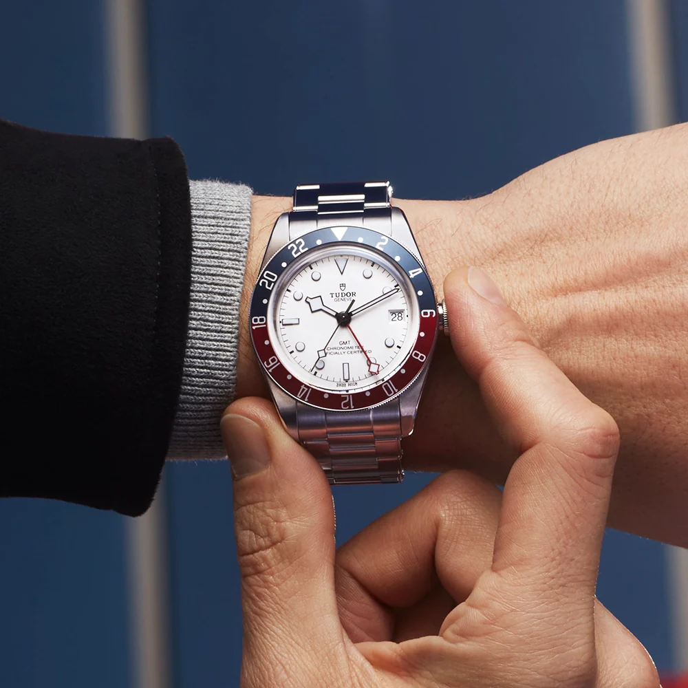 Black Bay GMT 41mm White Dial & Red/Blue Bezel Bracelet Watch - Image 3