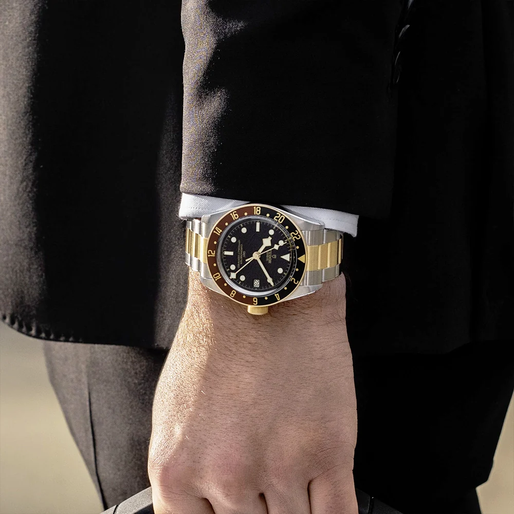 Black Bay GMT S&G Steel and 18ct Yellow Gold 41mm Bracelet Watch - Image 4