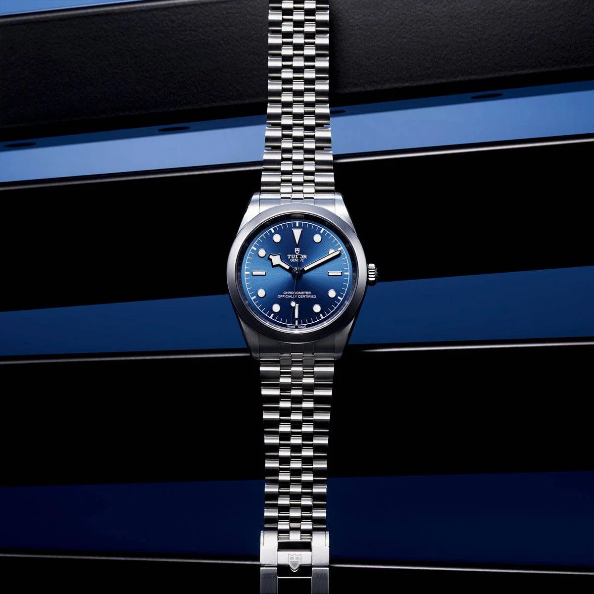 Black Bay One 39mm Blue Dial Men's Automatic Bracelet Watch - Image 2