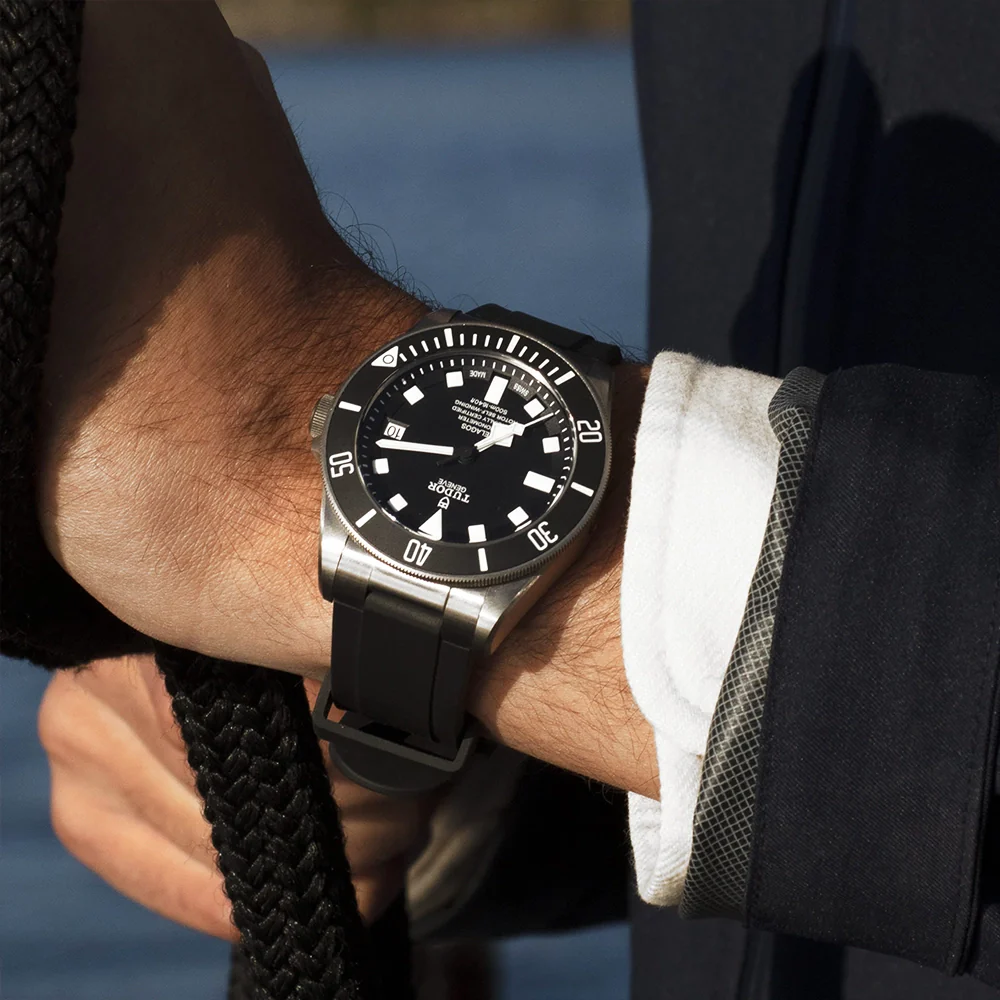 Pelagos 42mm Black Dial & Ceramic Bezel Men's Titanium Automatic Watch - Image 4
