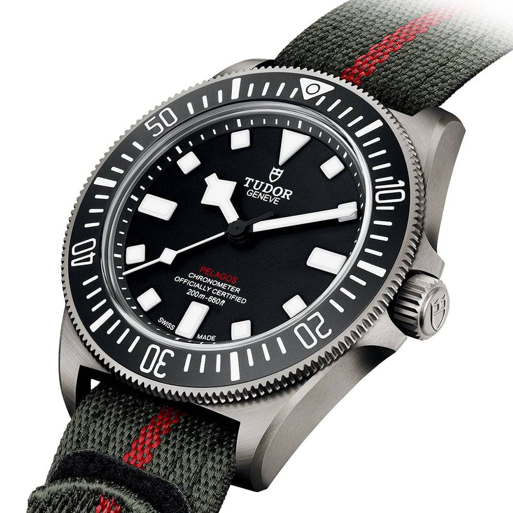 Pelagos FXD 42mm Black Dial Titanium Men's Automatic Watch - Image 5