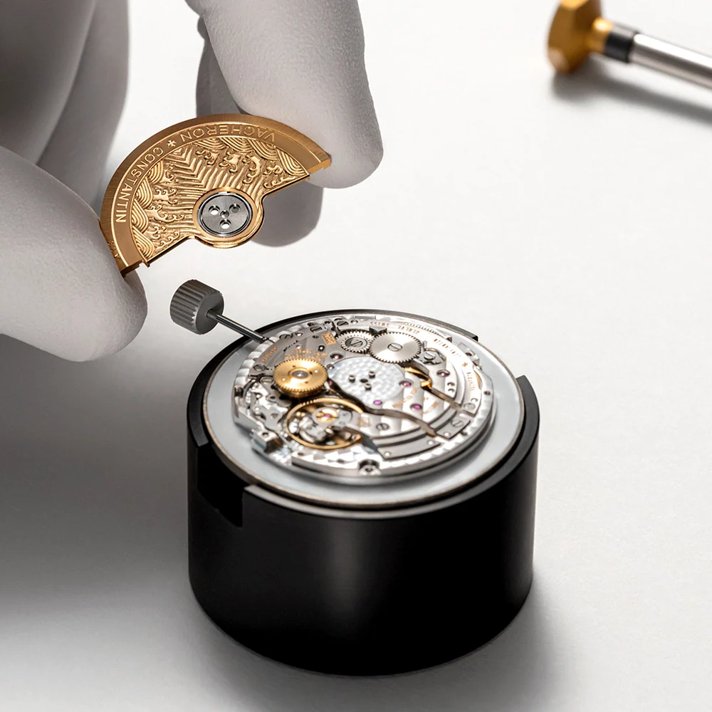 Metiers d'Art Tribute to Traditional Symbols - Moonlight Slivers Watch - Image 3