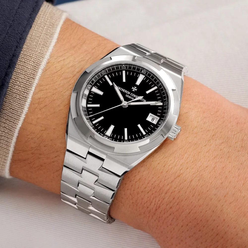 Overseas Self-Winding 41mm Steel Black Dial Automatic Menss Watch - Image 2