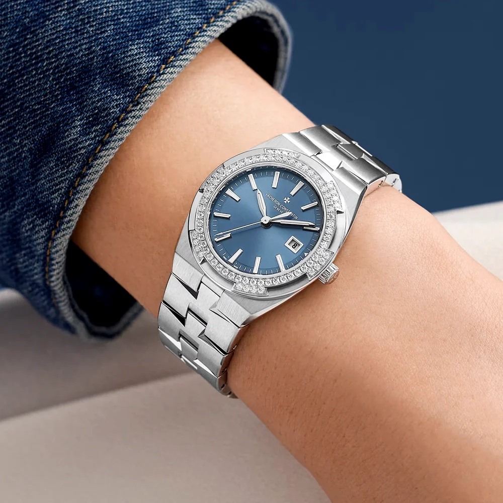 Overseas Quartz 33mm Blue Dial Diamond Set Ladies Watch - Image 2