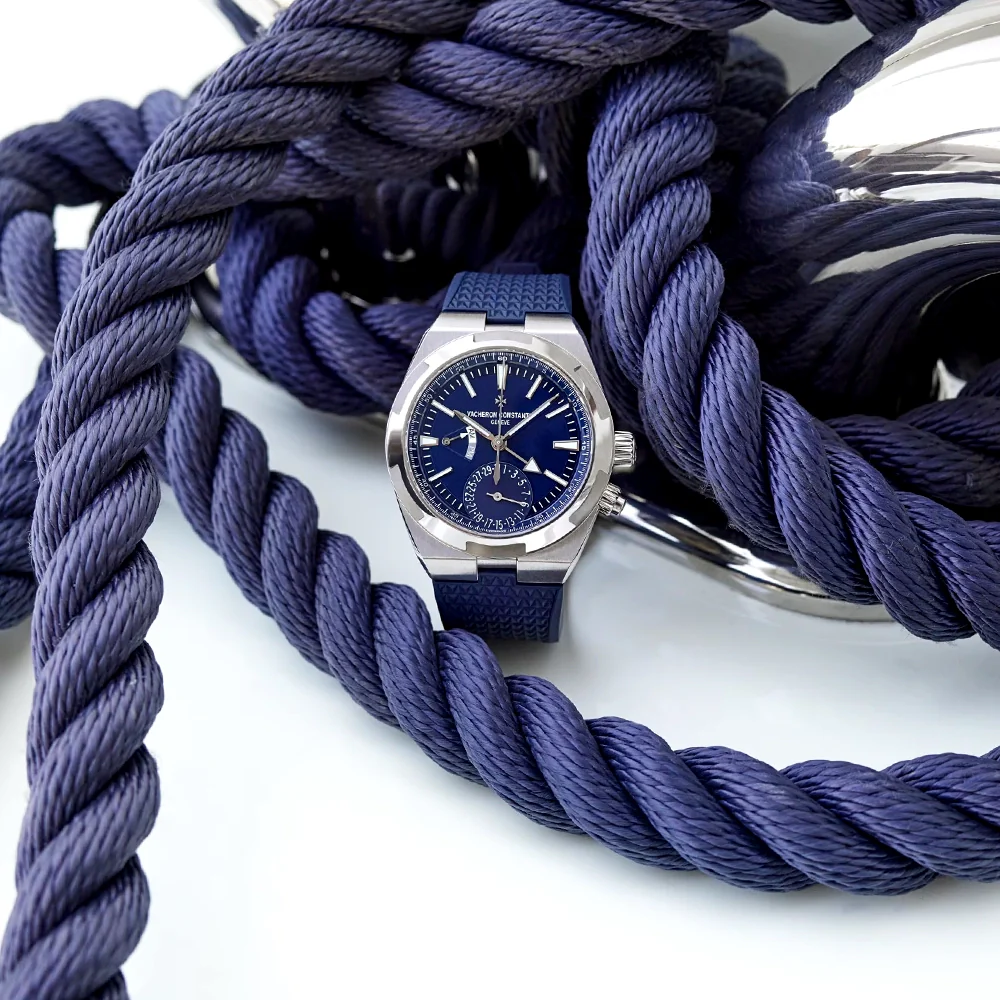 Overseas Dual Time 41mm Blue Dial Men's Automatic Bracelet Watch - Image 4
