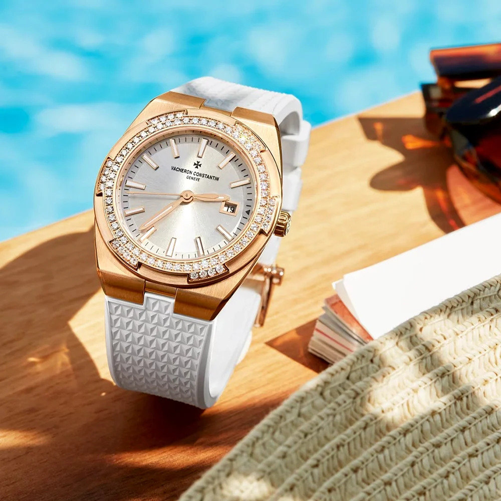 Overseas Quartz 33mm Silver Dial 18ct Pink Gold Ladies Strap Watch - Image 2