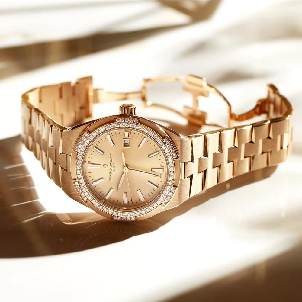 Overseas Self-winding 35mm 18ct Pink Gold Bracelet Watch - Image 2