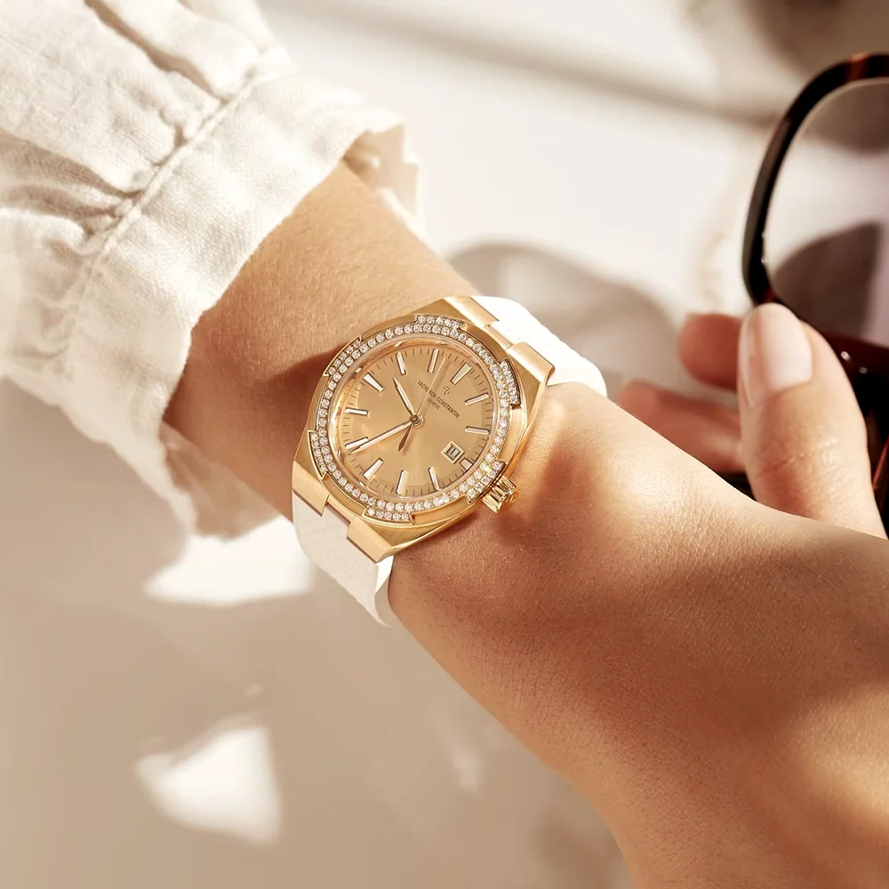Overseas Self-winding 35mm 18ct Pink Gold Bracelet Watch - Image 4