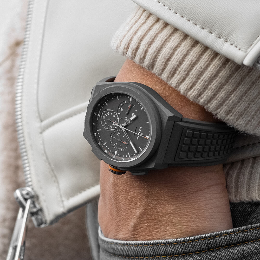 DEFY 21 44mm Land Rover Limited Edition Rubber Strap Watch - Image 4